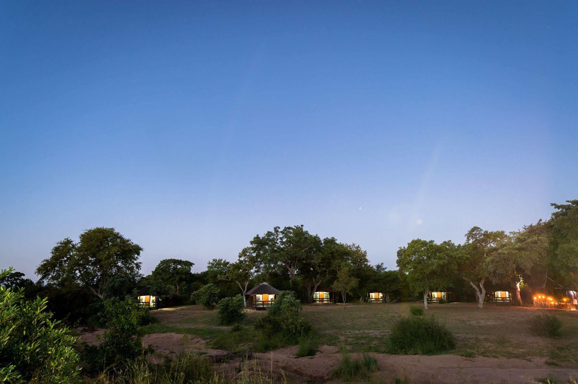 Shindzela Tented Camp Timbavati viltreservat Exteriör bild